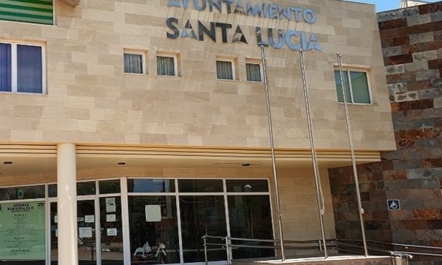  Las asociaciones de mayores de Santa Lucia se quejan de la gestión del Ayuntamiento