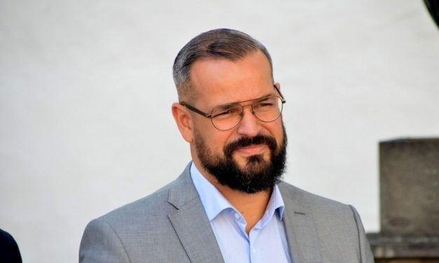 El concejal de Igualdad de Telde reconoce  en el Pleno, que hay listas de espera para atender a las mujeres  maltratadas