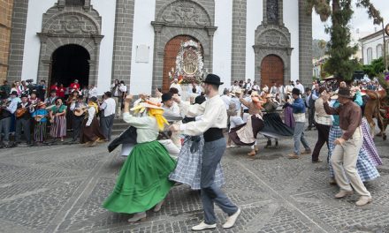 Gran Canaria vuelve a congregarse en Teror para celebrar los 70 años que cumple la Romería-Ofrenda del Pino 