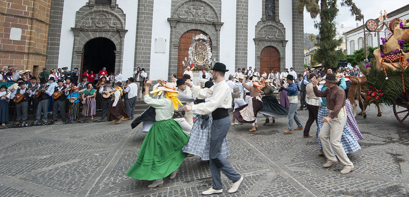 Gran Canaria vuelve a congregarse en Teror para celebrar los 70 años que cumple la Romería-Ofrenda del Pino 