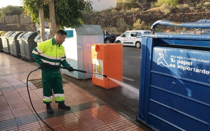 Telde realiza una limpieza de choque en Valle de los Nueve Bajo