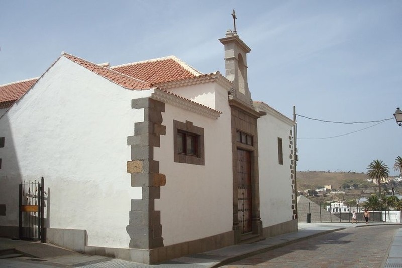 La ermita de San Pedro Mártir acoge la exposición ‘Un baño en el meridiano’