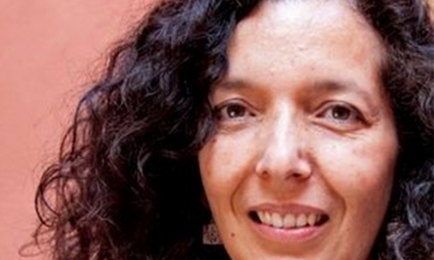 María Jesús Alvarado presenta su antología poética ‘Soy lo que ves’ en la Casa de Colón