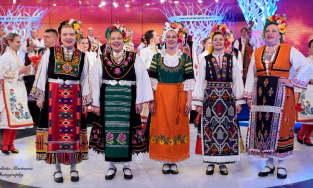 Las calles  de Ingenio y Carrizal vibrarán  con los animados pasacalles del Festival Internacional de Folclore