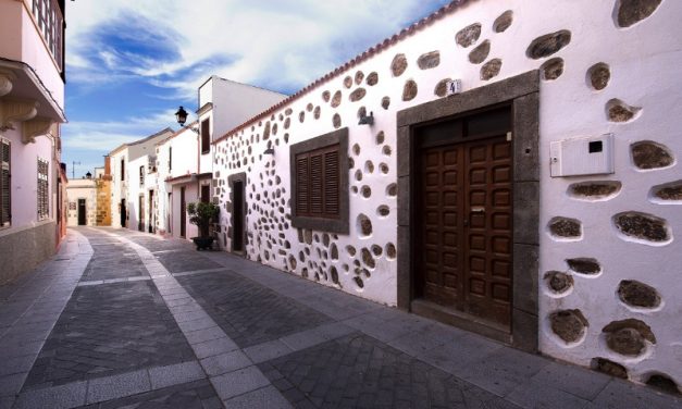 <strong>Visit Agüimes, una nueva&nbsp;<em>app</em>&nbsp;para guiar las visitas por el casco histórico</strong>