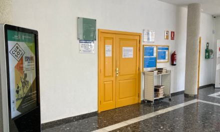 CC de Arona denuncia el cierre de la biblioteca y la sala de estudios de Los Cristianos