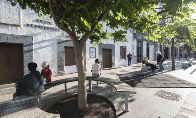 Telde recepciona un lote de 15 luminarias  a través del proyecto ‘Reactiva Telde’