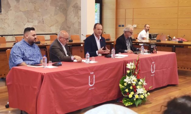 Reeditada Catalina Park, la obra cumbre del escritor agüimense Orlando Hernández Martín