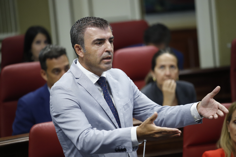 <strong>Manuel Domínguez asegura que el Gobierno de Canarias es especialista en recaudar más y gestionar mal</strong>
