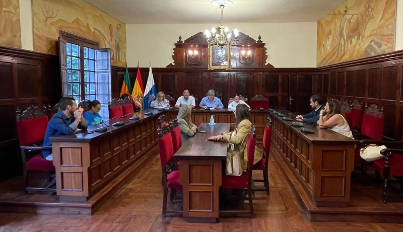  El Ayuntamiento de Los Llanos de Aridane mueve más de 300.000 euros presupuestariamente para  cumplir con las empresas del municipio