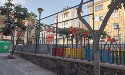 Las Palmas culmina el cerramiento de la Plaza Padres Palotinos de La Isleta
