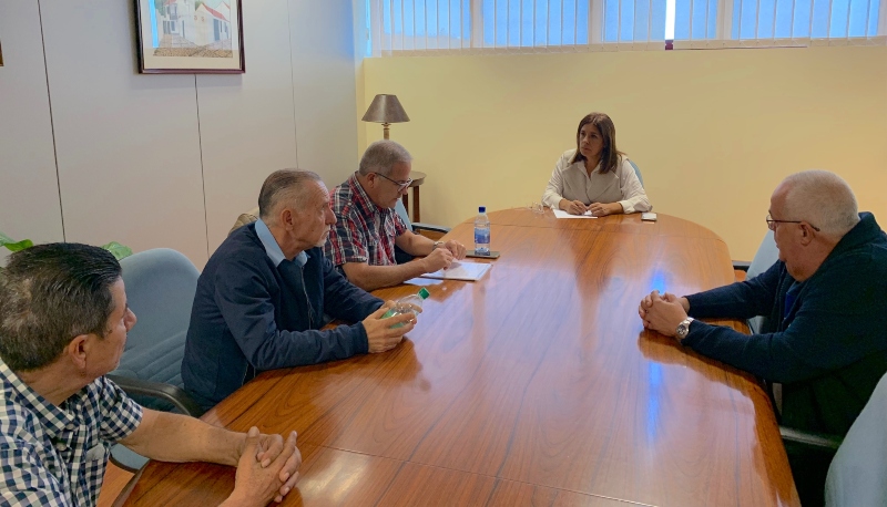 La alcaldesa de Telde se reúne con el colectivo Resurgir de Ojos de Garza