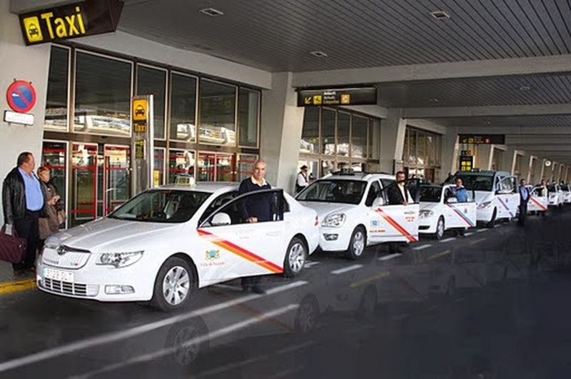 El Ayuntamiento de Ingenio apoya la reivindicación de la subida de tarifa del taxi