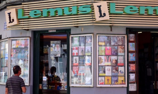 La Laguna celebra los 50 años de la Librería Lemus