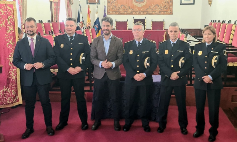 La cadena de mando de la Policía Local de la Laguna se refuerza tras la toma de posesión de tres nuevos inspectores 