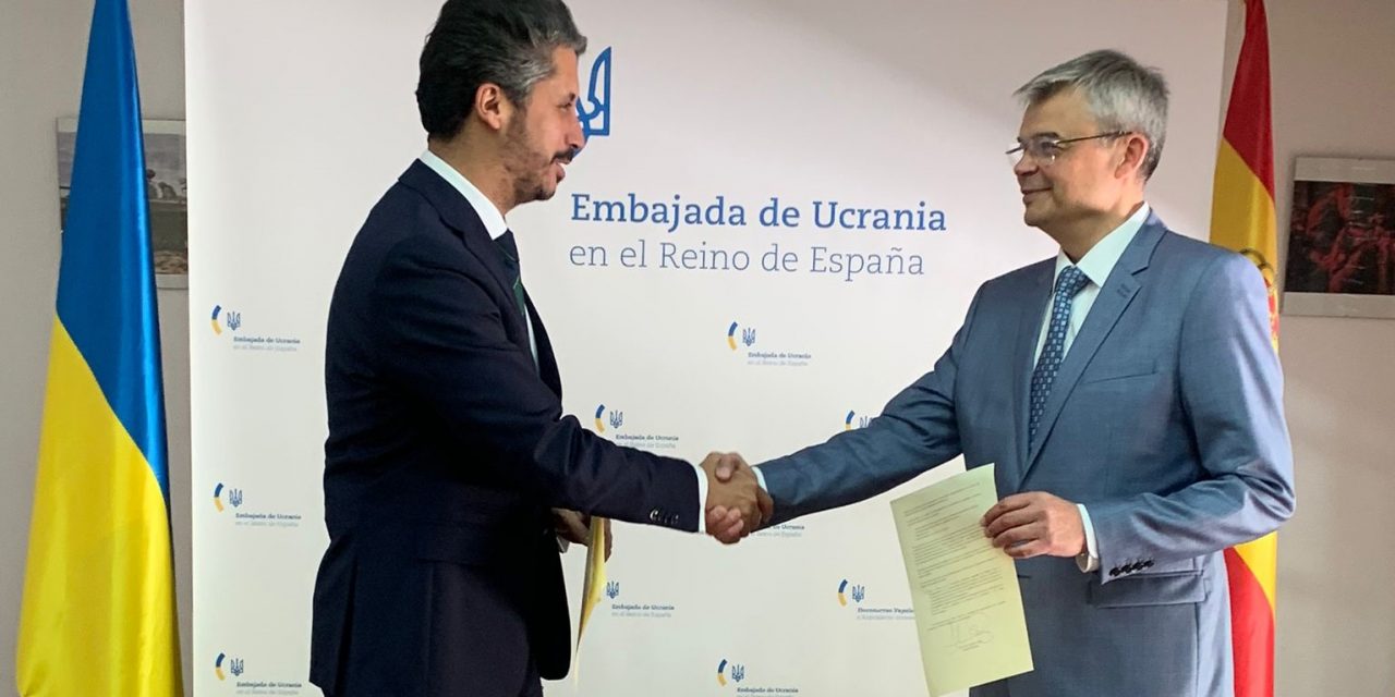 Luis Yeray Gutiérrez traslada al embajador de Ucrania la solidaridad de La Laguna con el pueblo ucraniano 