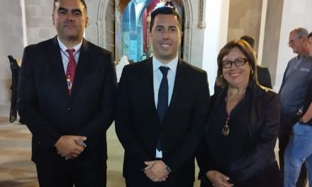 El candidato socialista a la alcaldía de Telde Alejandro Ramos, premia la lealtad de los concejales Pulido y León