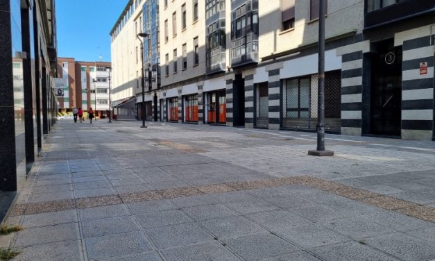 La Laguna invierte 104.000 euros en la pavimentación peatonal de la calle Luciano Ramos Díaz