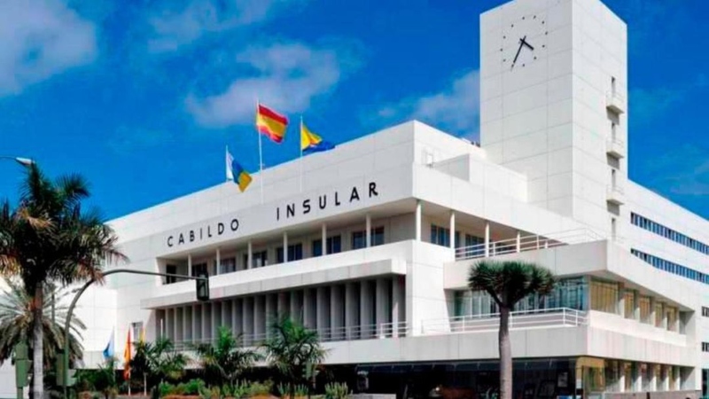 El colapso en el Cabildo de Gran Canaria retrasa dos meses el fallo de un premio de literatura