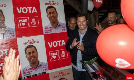 Alejandro Ramos, candidato del PSOE a la alcaldía de Telde recorre San Juan