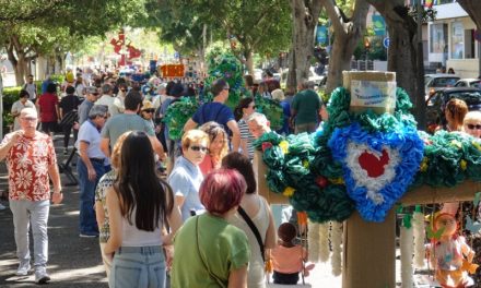 Las Fiestas de Mayo reconocen a las mejores cruces escolares con material reciclado