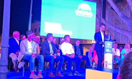 Ciuca presentó anoche su candidatura al Ayuntamiento de Telde