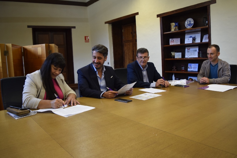 La Laguna renueva su apoyo a la Cooperativa La Candelaria para el fomento del consumo de proximidad 