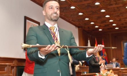 El alcalde de Telde ratifica su decisión de cese del edil Héctor Suárez y decreta el nombramiento de las concejalías