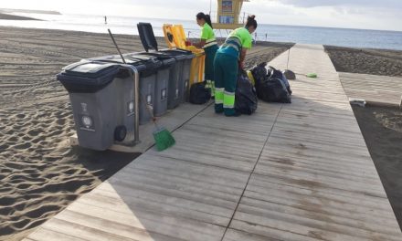 El servicio de limpieza de Telde recogió cerca de dos toneladas de residuos durante el fin de semana de San Juan
