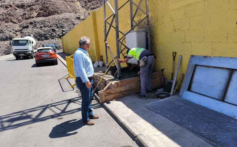 La Aldea de San Nicolás acondiciona las instalaciones deportivas de Los Cascajos