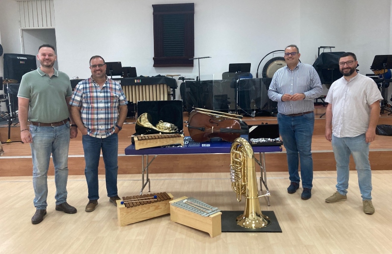 La Escuela de Música de Ingenio recibe nuevo material para la formación de su alumnado