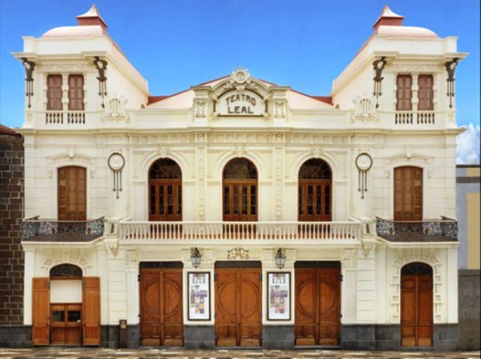 La compañía Timaginas Teatro representa su comedia ‘La farsa del Siglo de Oro’ en el Teatro Leal 