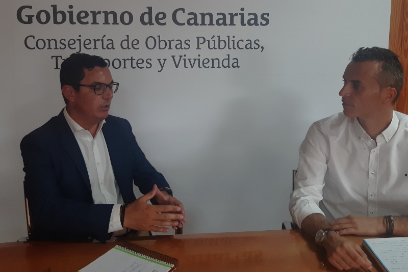 El alcalde de La Aldea  reclama al consejero de Obras Públicas compromiso para cumplir con los plazos previstos para la carretera