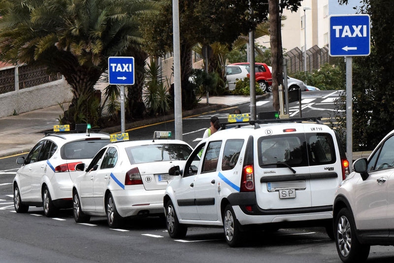 Santa Cruz aprueba el calendario 2024 para el ejercicio de la actividad del taxi en el municipio