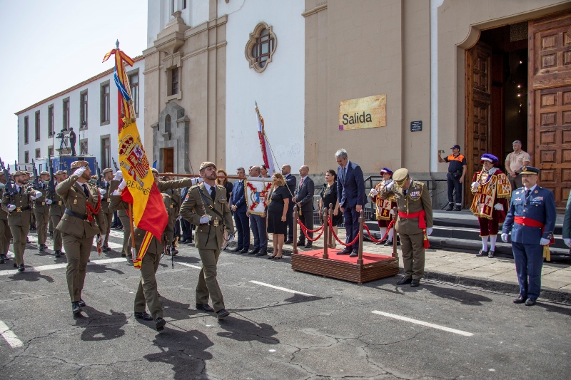El Mando de Canarias participa en el día grande de las fiestas en honor a Nuestra
