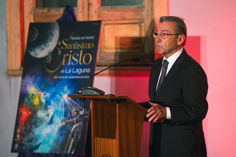 Paulino Rivero rememora los orígenes del CD Tenerife vinculados al Cristo de La Laguna en su pregón
