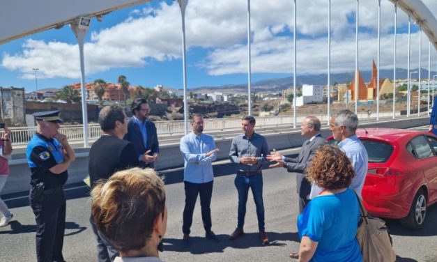 Ayuntamiento y Cabildo acuerdan firmar un convenio para desbloquear la culminación del viaducto de Las Longueras