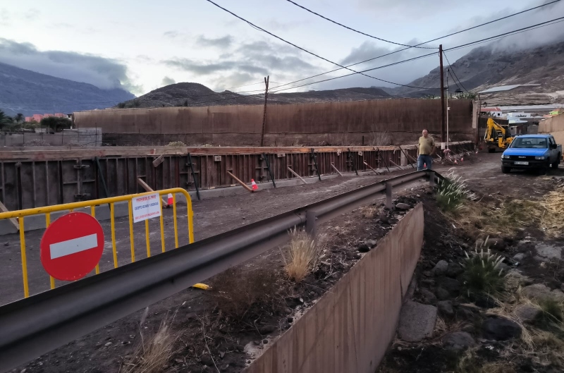 Avanzan las obras de acondicionamiento del acceso al Barranco de Tarahalillo