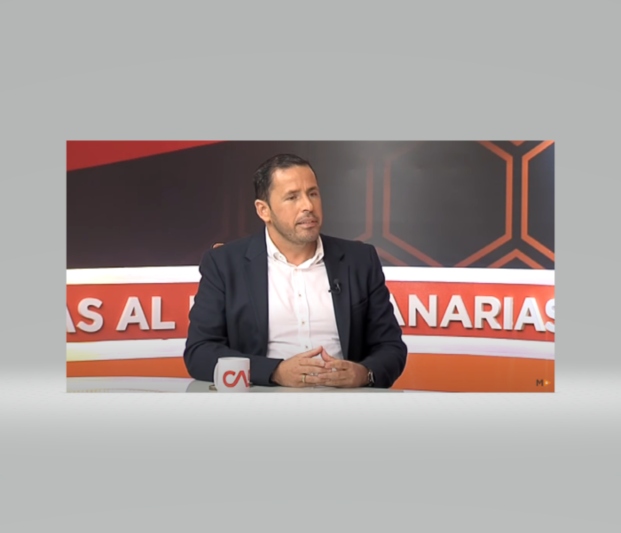 El concejal teldense Héctor Suárez,  inaugura la primera temporada de entrevistas de Mírame TV Canarias