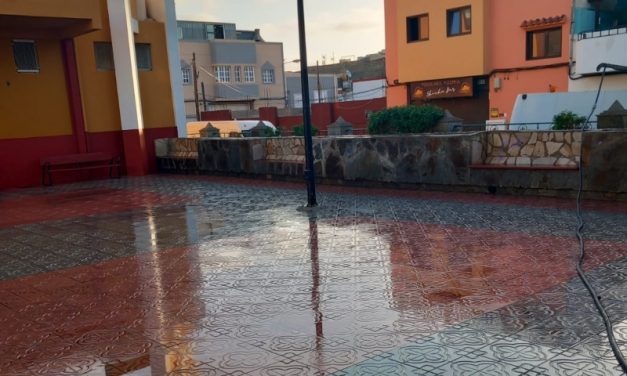 El Ayuntamiento de Telde lleva a cabo una limpieza de choque  en El Goro
