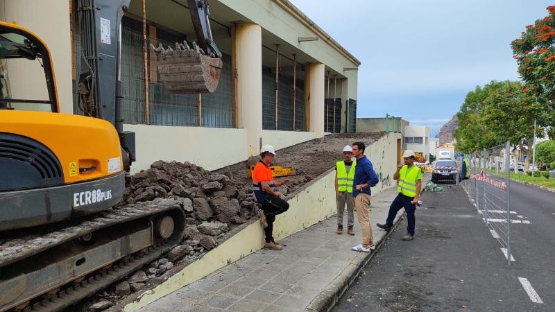 Comienzan las tareas de mejora del Polideportivo Municipal de Tazacorte