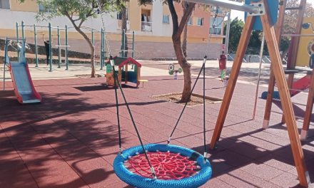 La Laguna inaugura un nuevo parque infantil en la calle San Clemente