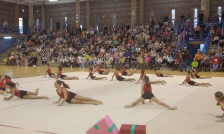 Las Escuelas Deportivas de Agüimes celebran la Navidad con una exhibición de gimnasia rítmica y bailes modernos