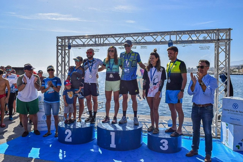 400 nadadores participaron en la Travesía San Salitre en el primer día del 2024