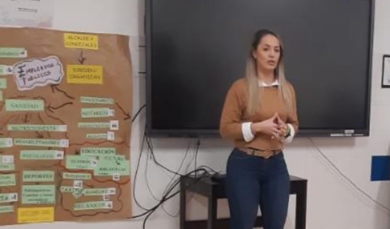Vox Telde pone oído al alumnado del  I.E.S Lomo de La Herradura   