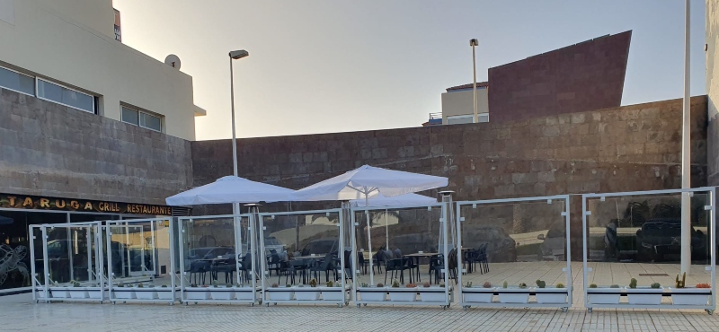 El gobierno de Telde hace la vista gorda con la instalación de una terraza en Los Alisios