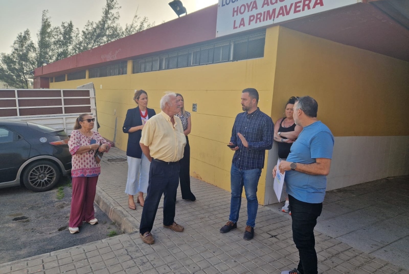 El alcalde de Telde recorre las calles  de La Primavera y Hoya Aguedita 