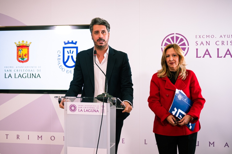 Luis Yeray Gutiérrez y Rosa Dávila anuncian el impulso a la variante de la TF-5 y a la desaladora comarcal