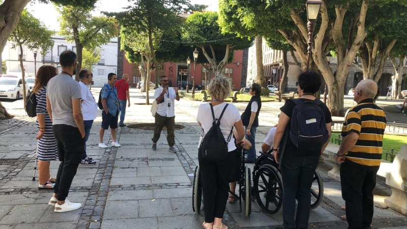 Más de 300 personas con discapacidad participan en las rutas turísticas adaptadas de La Laguna