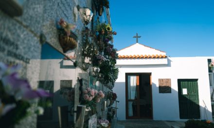 Los cinco cementerios de La Laguna permanecerán abiertos por el Día del Padre